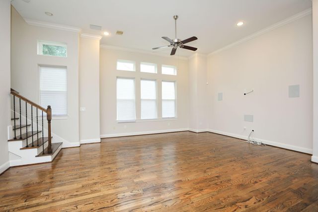 2212 Stuart Street, Houston, TX 77004