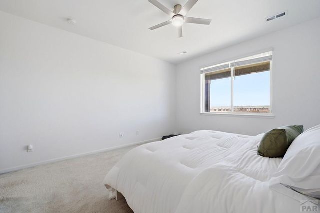 2213 Sunrise Ln, Pueblo, CO 81008