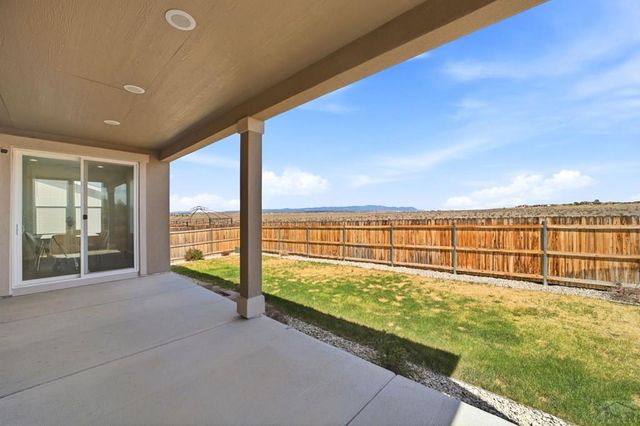 2213 Sunrise Ln, Pueblo, CO 81008