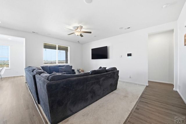 2213 Sunrise Ln, Pueblo, CO 81008