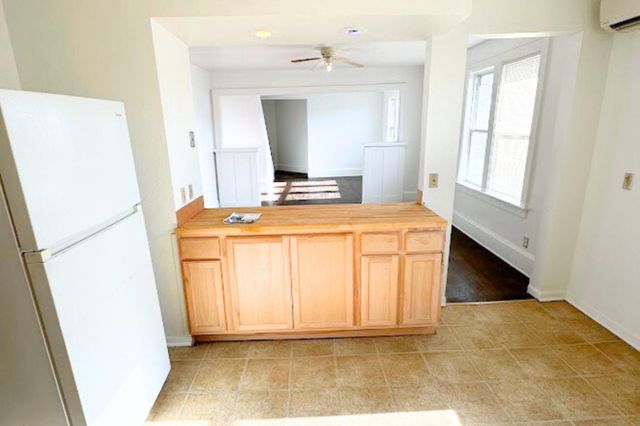 617 Morgan Avenue N, Minneapolis, MN 55411