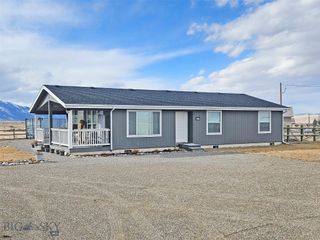 115 W 4th Avenue, Lima, MT 59739