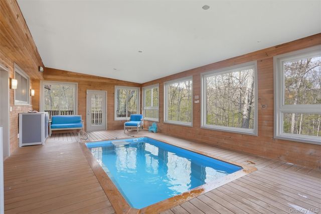 7 Marron Lane, New Paltz, NY 12561