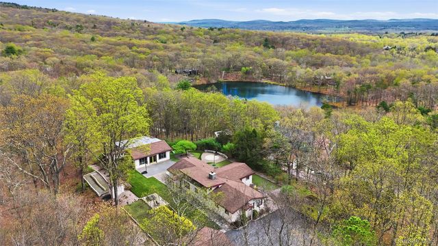 7 Marron Lane, New Paltz, NY 12561