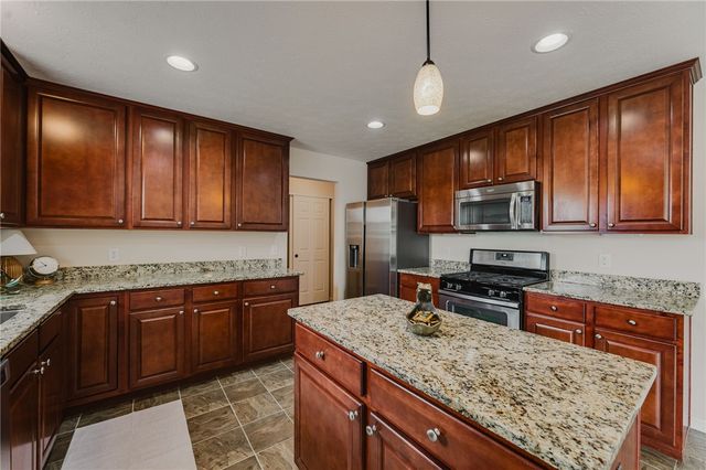 5061 Dayflower Drive, Tipp City, OH 45371
