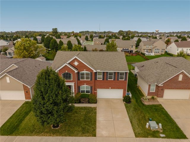 5061 Dayflower Drive, Tipp City, OH 45371
