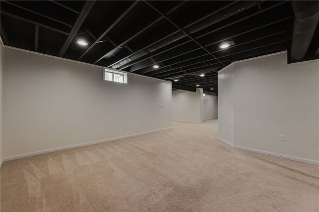 5061 Dayflower Drive, Tipp City, OH 45371