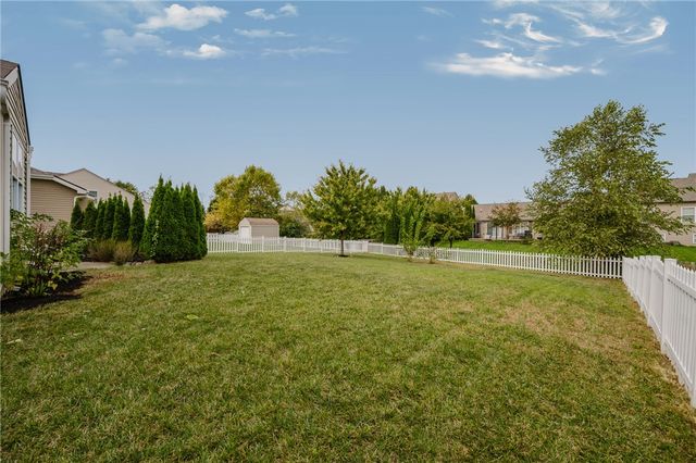 5061 Dayflower Drive, Tipp City, OH 45371