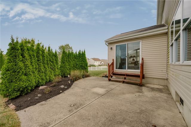 5061 Dayflower Drive, Tipp City, OH 45371