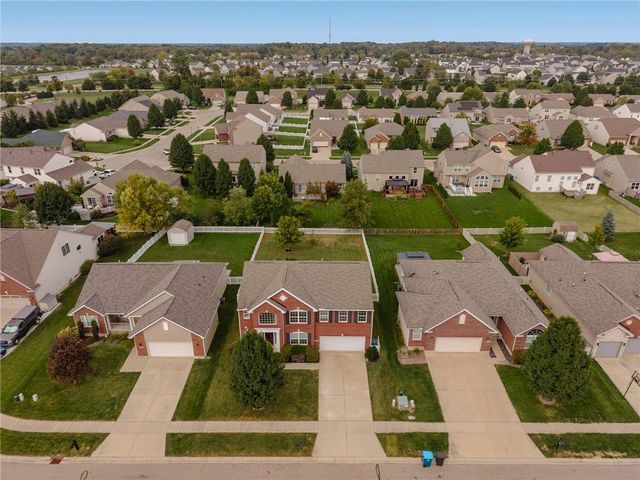 5061 Dayflower Drive, Tipp City, OH 45371
