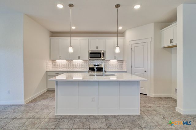 960 Tornado Ridge, New Braunfels, TX 78130