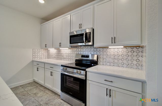 960 Tornado Ridge, New Braunfels, TX 78130