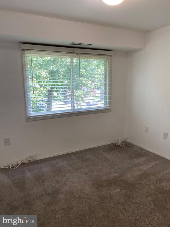 3854 BEL PRE RD #10, Silver Spring, MD 20906