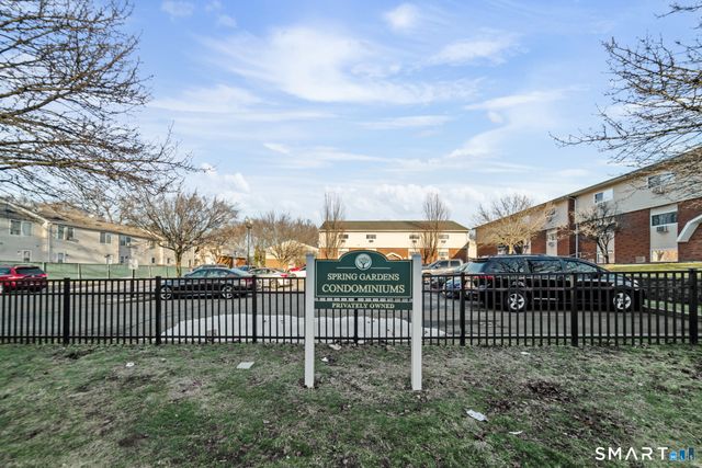 49 Glade Street A4, West Haven, CT 06516