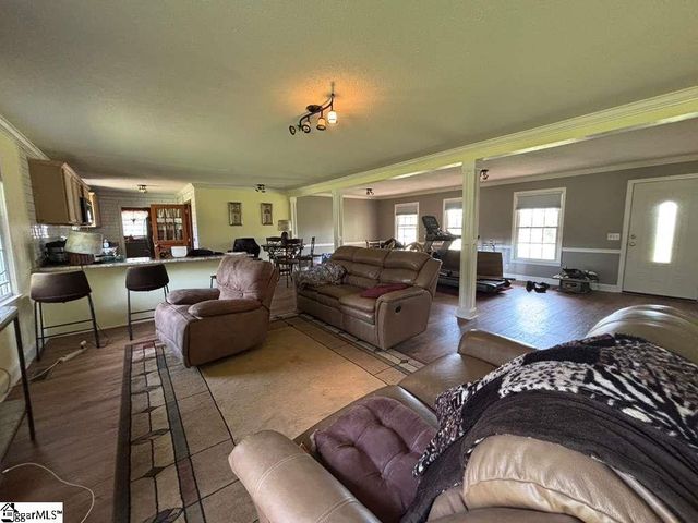 927 Cardinal Drive, Easley, SC 29642