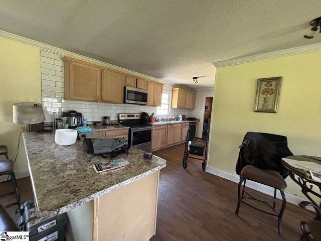 927 Cardinal Drive, Easley, SC 29642