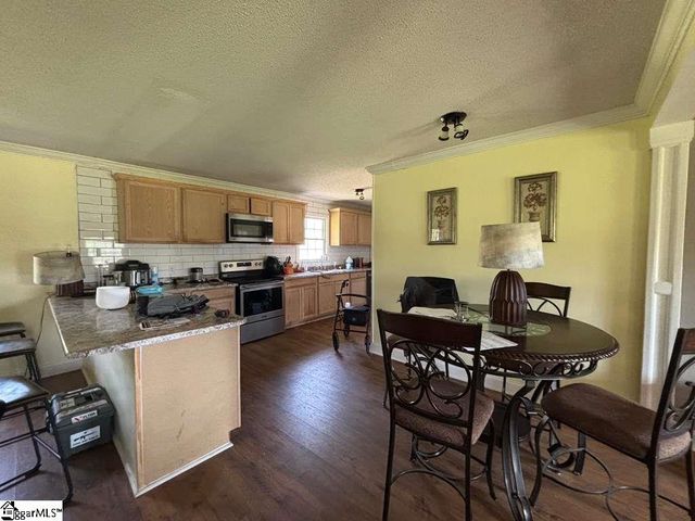927 Cardinal Drive, Easley, SC 29642