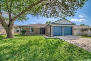 10910 forest, Live Oak, TX 78233