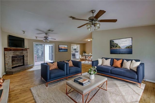420 Long Piney Road, Mansfield, GA 30055