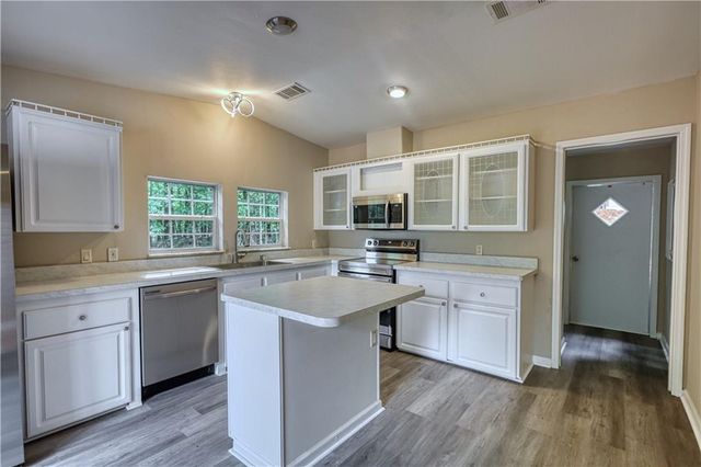 420 Long Piney Road, Mansfield, GA 30055