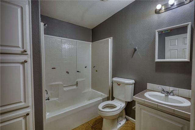 420 Long Piney Road, Mansfield, GA 30055