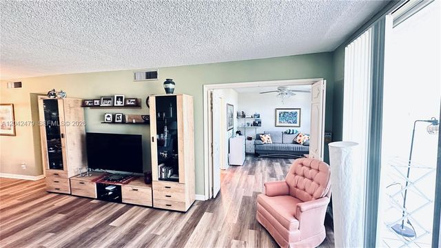 2671 S Course Drive 208, Pompano Beach, FL 33069