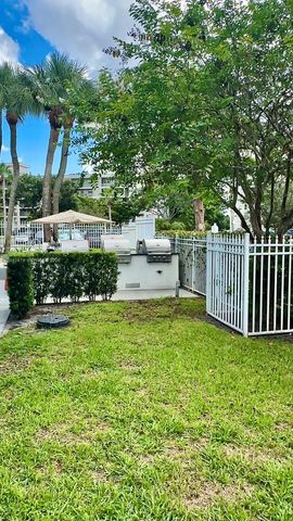2671 S Course Drive 208, Pompano Beach, FL 33069
