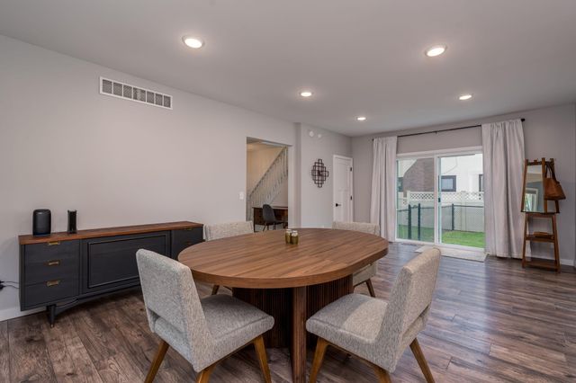 1520 N Broad Street, Mankato, MN 56001