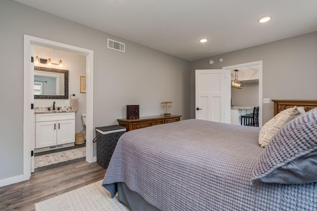 1520 N Broad Street, Mankato, MN 56001