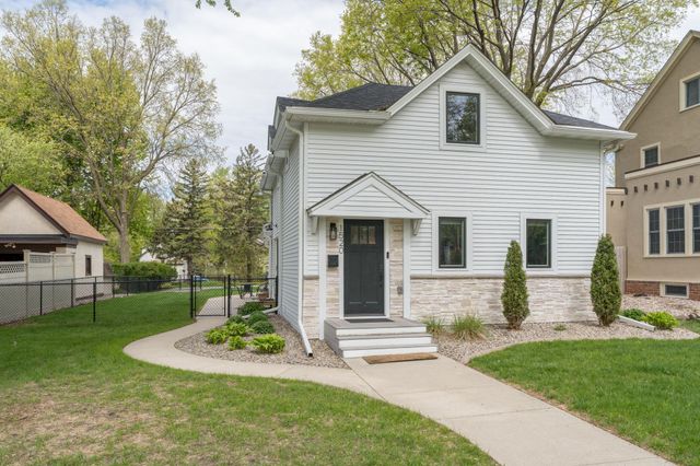 1520 N Broad Street, Mankato, MN 56001