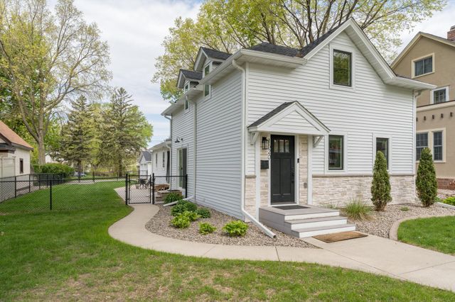 1520 N Broad Street, Mankato, MN 56001