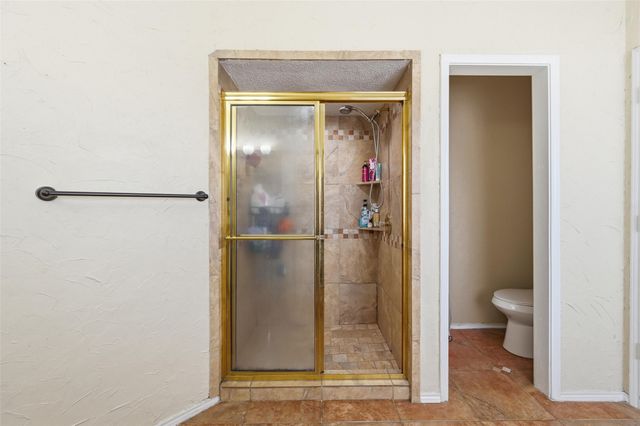 7000 Cadillac Boulevard, Arlington, TX 76016