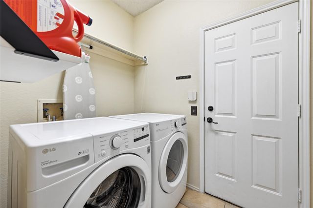 7000 Cadillac Boulevard, Arlington, TX 76016