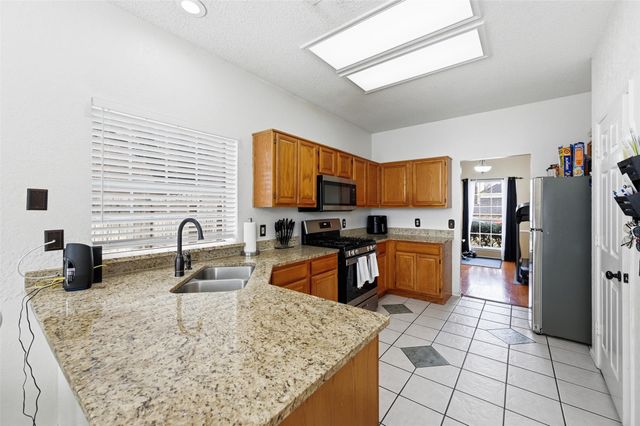 7000 Cadillac Boulevard, Arlington, TX 76016