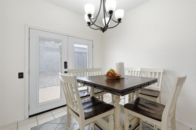 7000 Cadillac Boulevard, Arlington, TX 76016