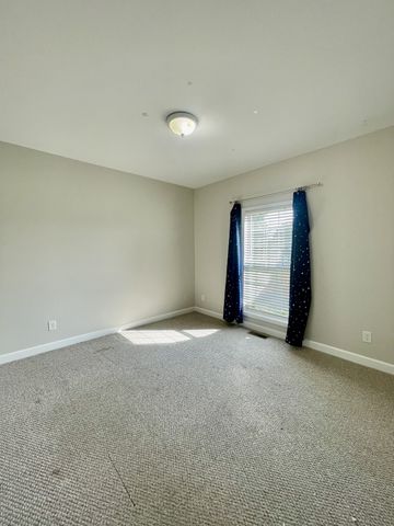 40 Harding Rd, Leoma, TN 38468