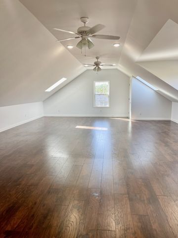 40 Harding Rd, Leoma, TN 38468