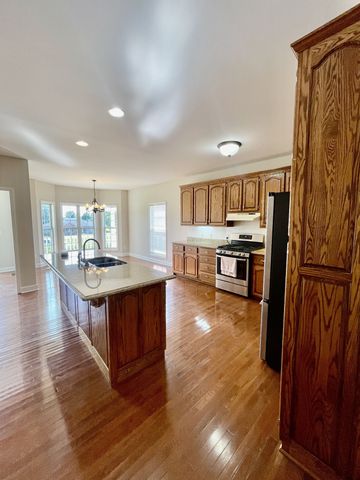 40 Harding Rd, Leoma, TN 38468