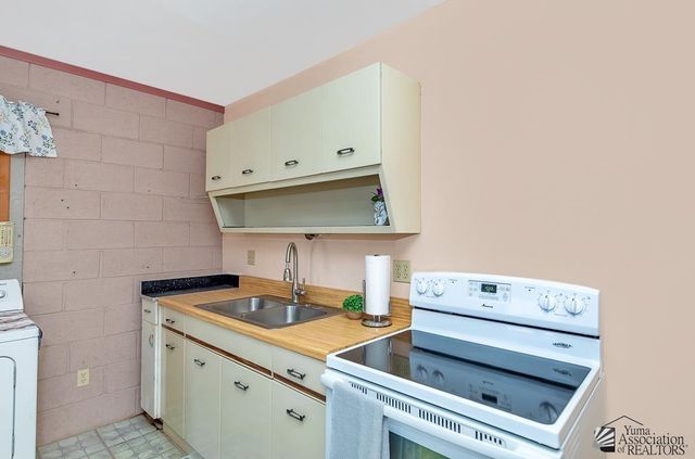 29433 E San Jose Ave, Wellton, AZ 85356