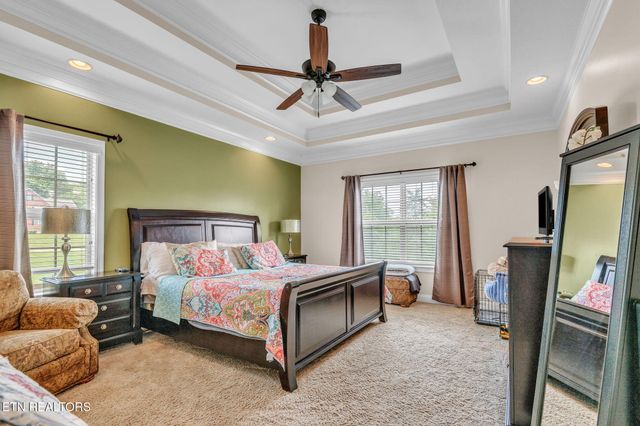 3260 Whispering Oaks Drive, Knoxville, TN 37938