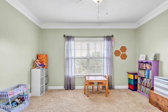 3260 Whispering Oaks Drive, Knoxville, TN 37938
