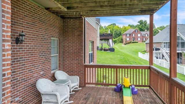 3260 Whispering Oaks Drive, Knoxville, TN 37938