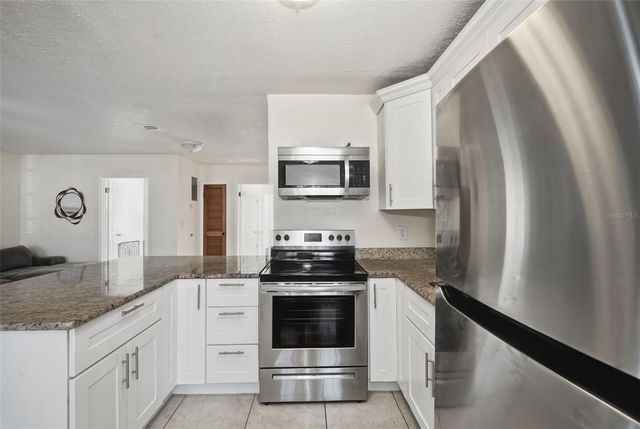 1324 W NASSAU STREET, Tampa, FL 33607