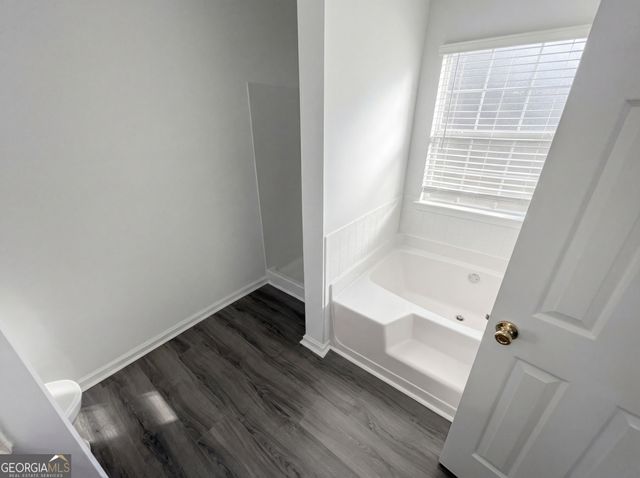 6876 Wildboar Drive, Fairburn, GA 30213