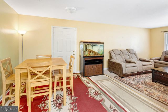 10417 SKINNER HILL DR, Fredericksburg, VA 22408