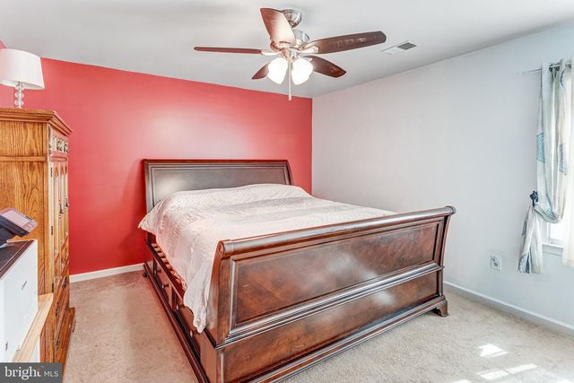 10417 SKINNER HILL DR, Fredericksburg, VA 22408