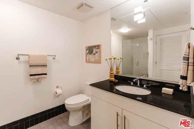 4111 W Sunset Boulevard 111, Los Angeles, CA 90029