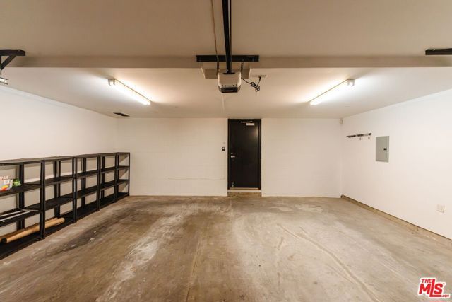 4111 W Sunset Boulevard 111, Los Angeles, CA 90029