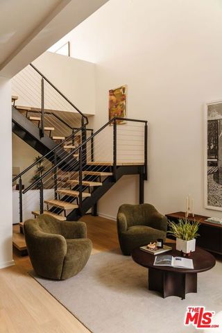 4111 W Sunset Boulevard 111, Los Angeles, CA 90029