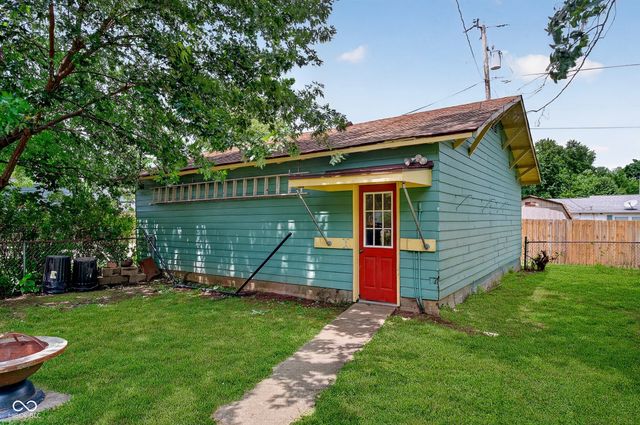 11822 Center Street, Indianapolis, IN 46236